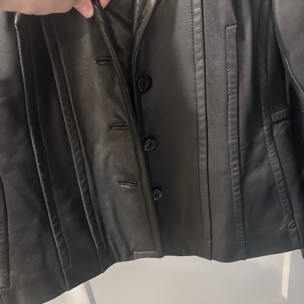 AVANTI Black Leather Women's Jacket - Picture 15 of 15